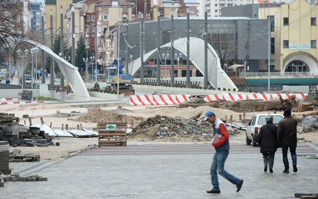 С дугим цевима хоће до севера!